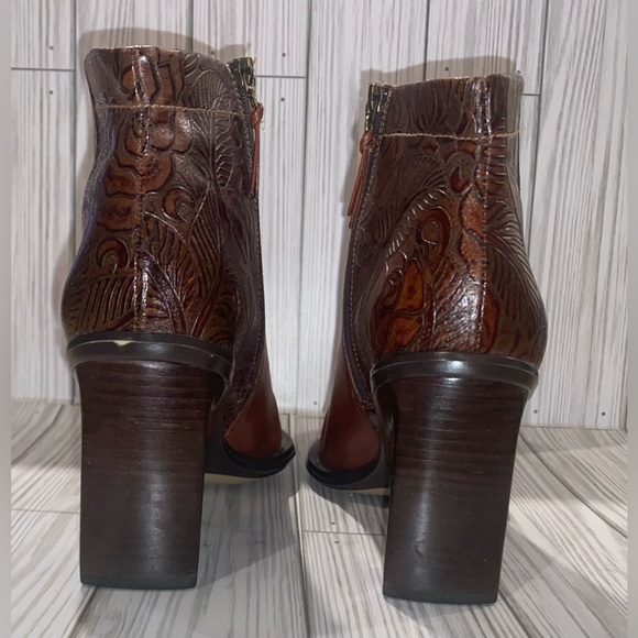 BCBG Girls “MAX AZIRA” Western Ankle Boots Size 7 - Picture 7 of 14